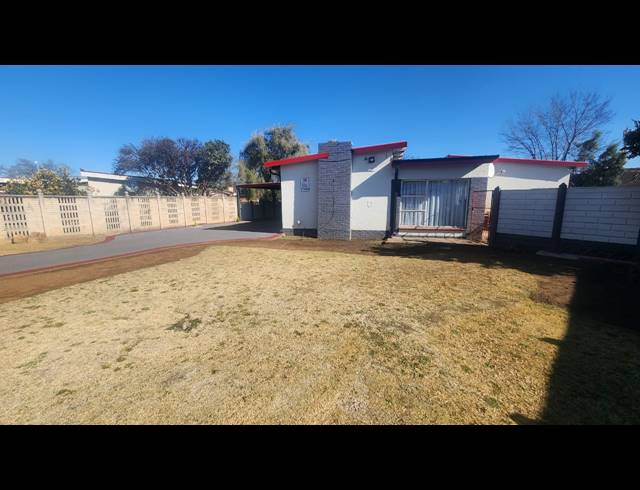 3 BEDROOM HOUSE FOR SALE IN VANDERBIJLPARK SW 1
